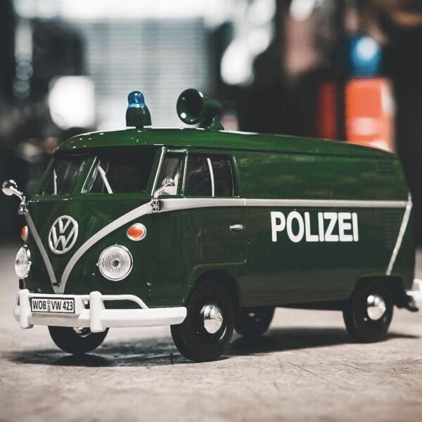 DIECAST MODEL CARS-M003