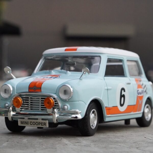 DIECAST MODEL CARS MOTOR MAX 1:18-M010