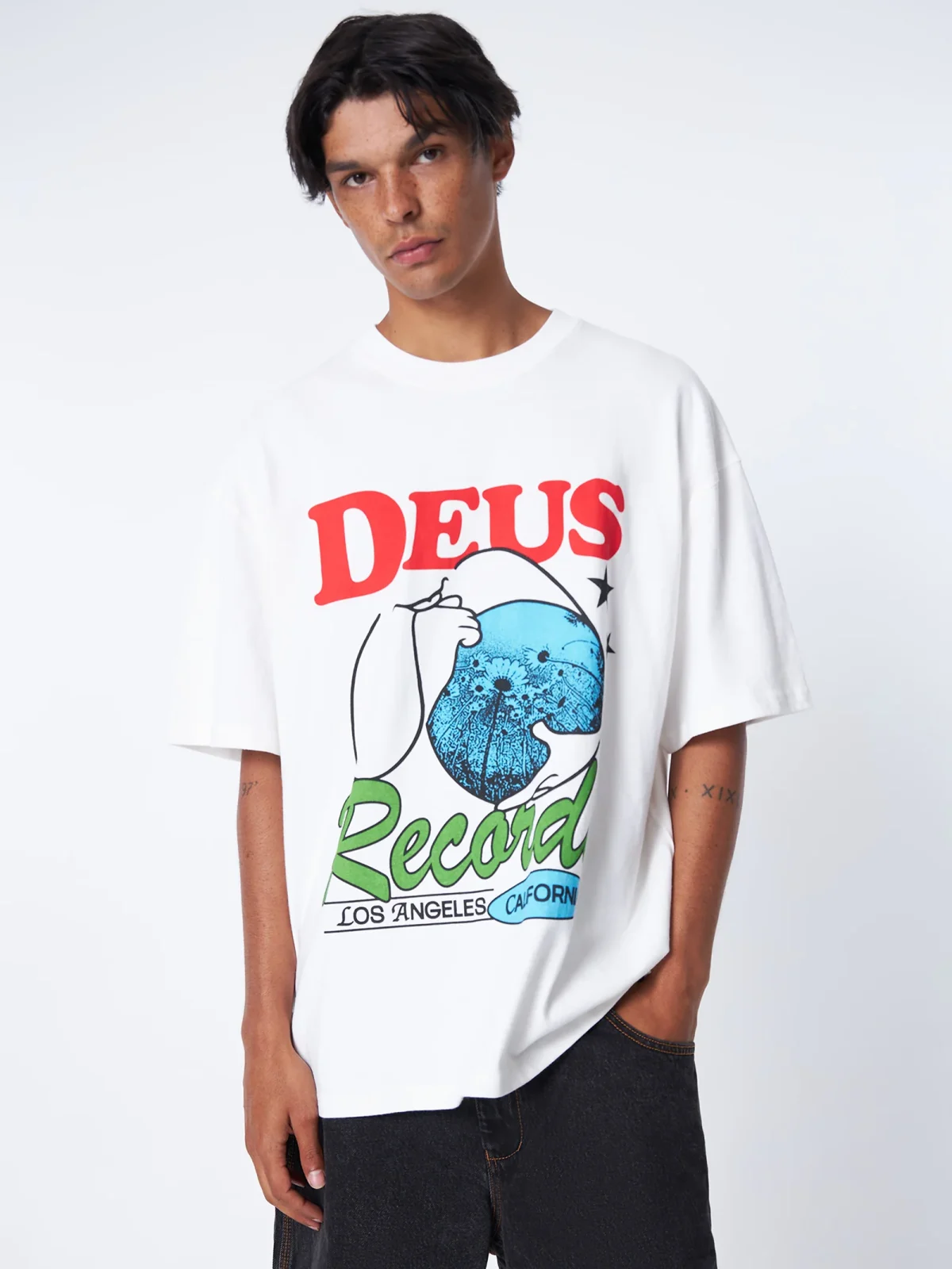 DEUS EX MACHINA INTUITION TEE – VINTAGE WHITE